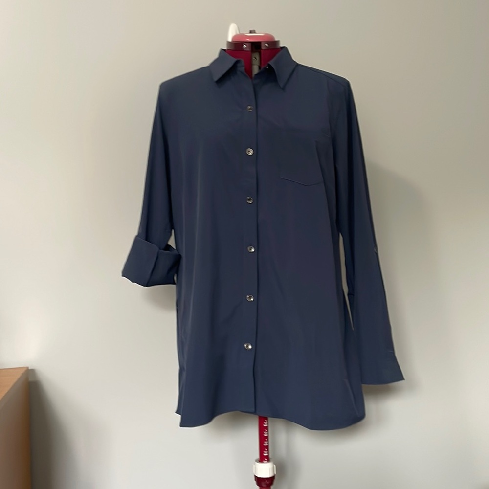 Royal Robbins Navy Long-sleeved Button-Up Outdoor/Active Top
